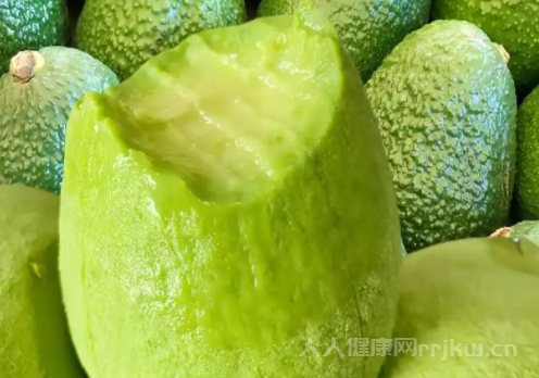 牛油果皮可以吃吗，怎么吃牛油果？